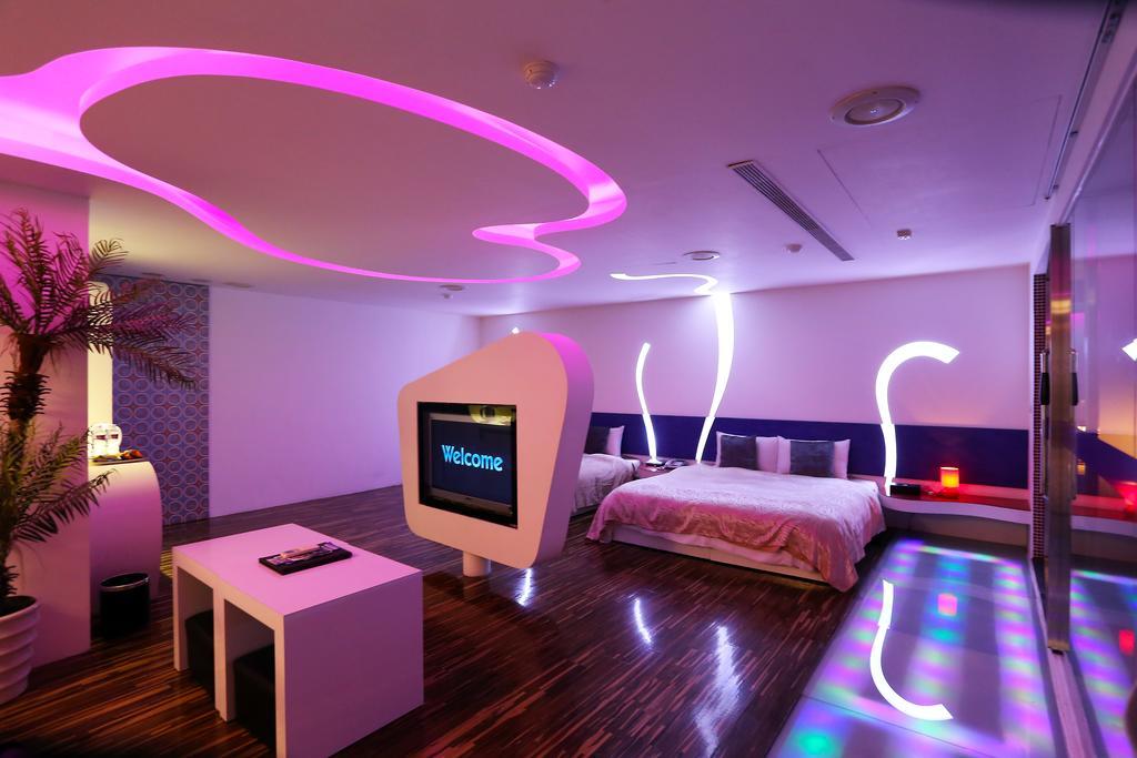 Ya Nold Fashion House Hotel Jiaoxi Zewnętrze zdjęcie